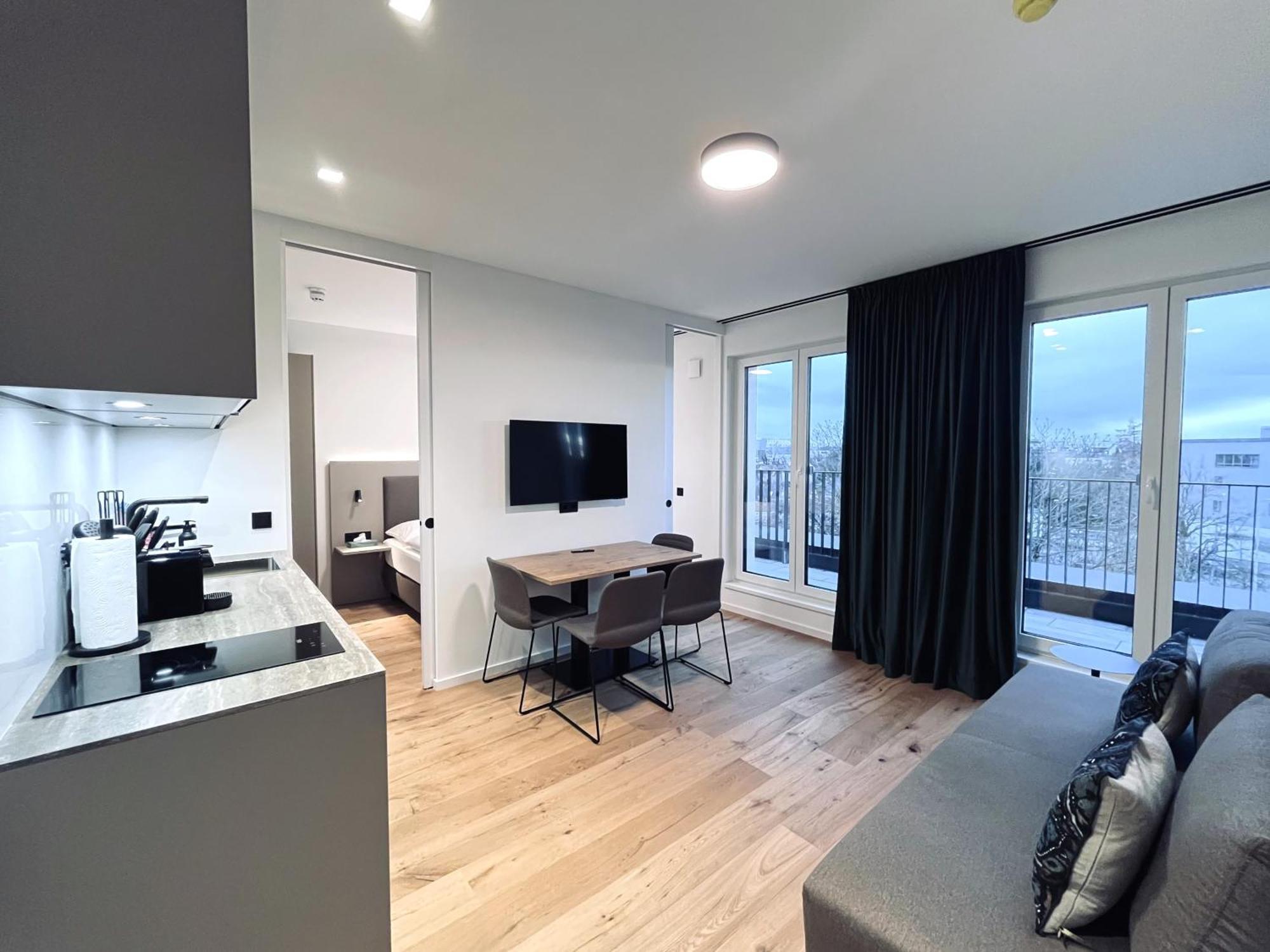 Mikes Apartments Мюнхен Екстериор снимка